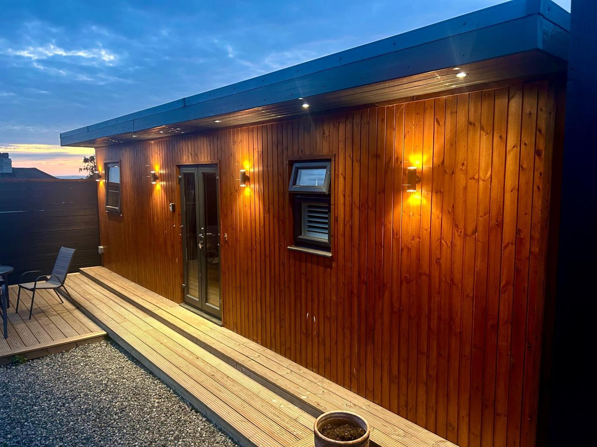 Me Old Abode Entire Garden Cabin Near The Sea Herne Bay Exterior foto